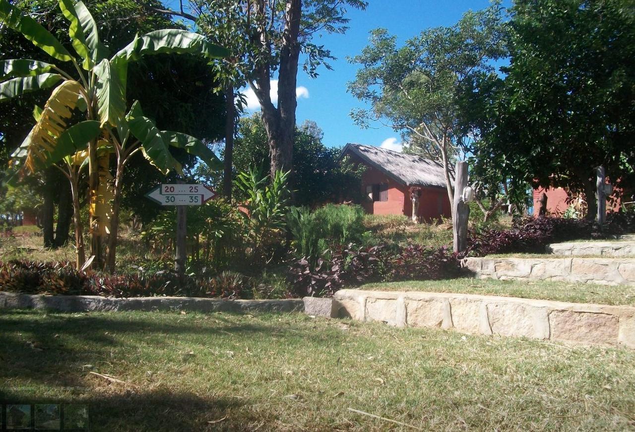 Itc Lodge Ranohira Exterior foto